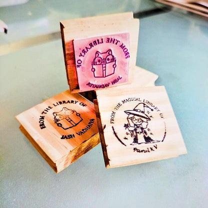 Kunya Personalised Book Stamp with Your Name(3 cm Dia), customised for Stamping Books for Readers, Great Gift for booklovers, Kids, Teachers (Magical Libary)