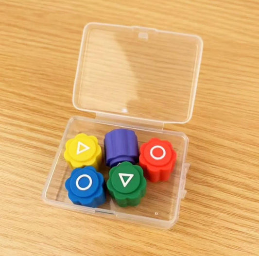 kunya Toys Gonggi Stone Game Set, Stones Plastic Playing Pieces with Storage Case, Squad Traditional Korean Game 1 Set (5 Pieces with Box)